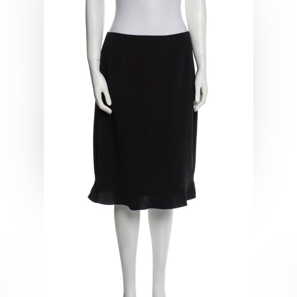 Neiman Marcus Classic Black A-Line Skirt Lined